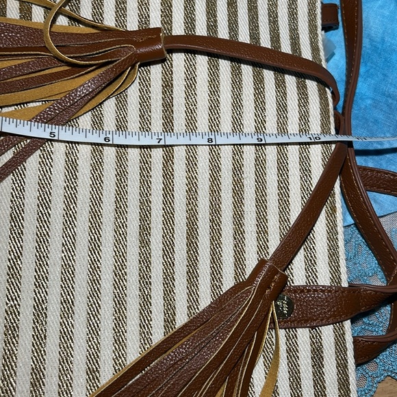 NWT MADDEN GIRL REVERSIBLE TOTE SET W/small shoulder bag - Picture 11 of 15